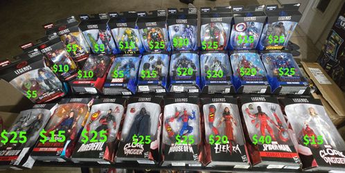 Marvel Legends-Assorted Figurines *Read Description*