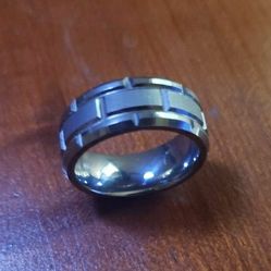 Men's Triton Wedding Ring $75!!