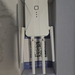 WiFi Extender Signal Booster, 2026 WiFi Extender AC1200Mbps Dual Band (5.8GHz/2.4GHz), WiFi Booster with Ethernet Port for Home Covers up to 10000 Sq.