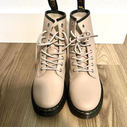 Women’s Dr. Martens Boots - Size 8