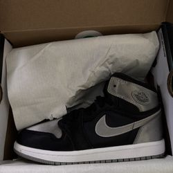 Jordan 1 High Kids Size 2Y