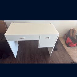 Vanity Dresser 