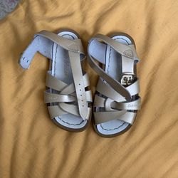 Saltwater Sandals 