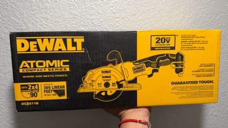 DeWalt 20V Brushless Circular Saw Atomic