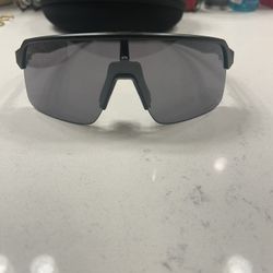 Oakleys 