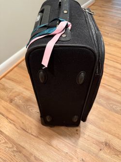 Samsonite travel carrier