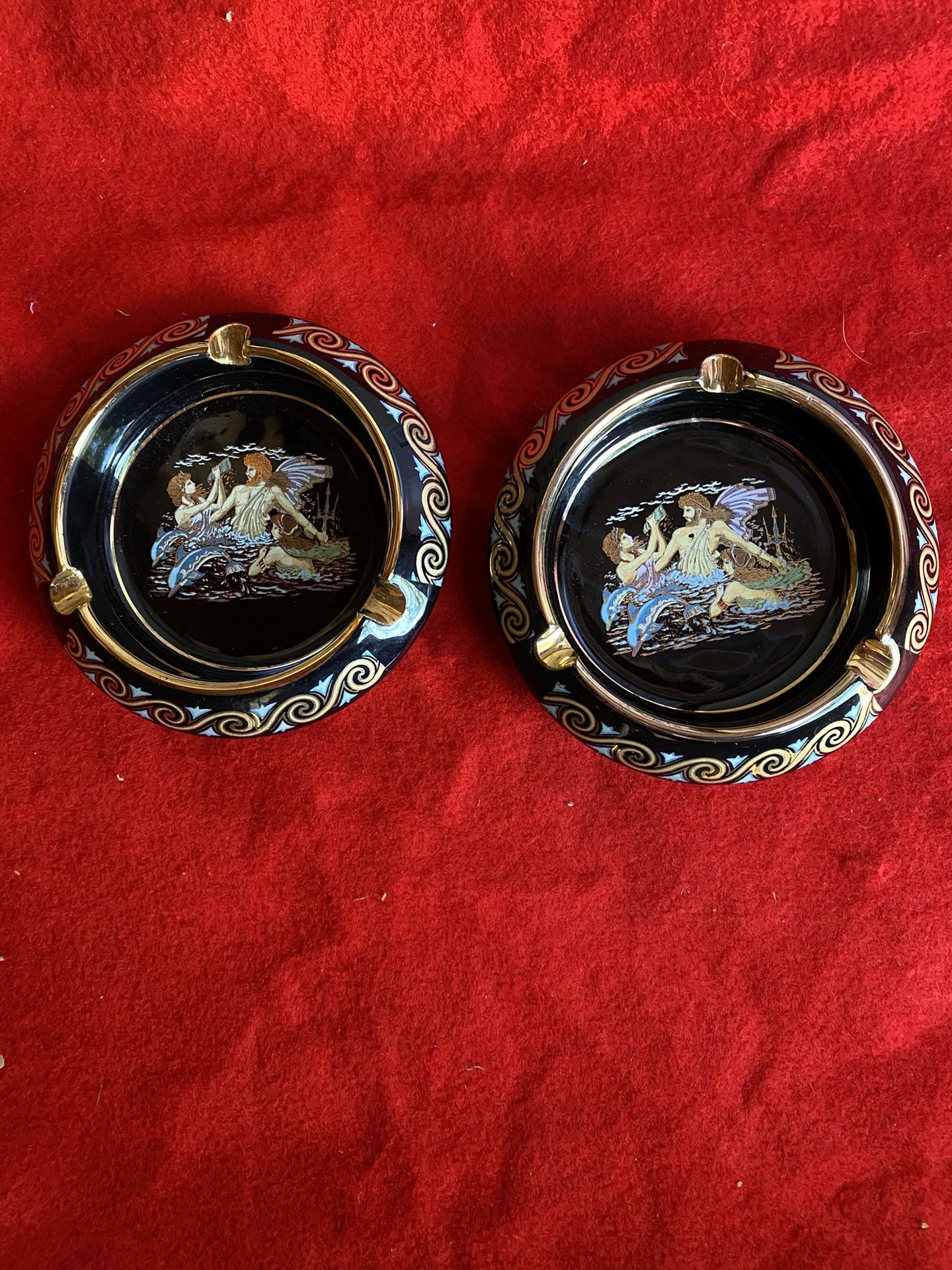 Set of 2 4.5 Inch 24k Black & Gold Handmade In Greece Greek Ashtrays Imported From Greece