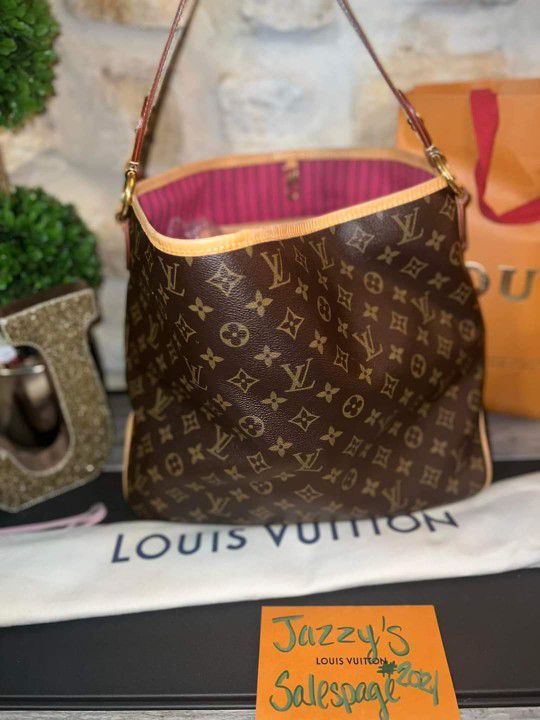Louis Vuitton Purse for Sale in San Antonio, TX - OfferUp