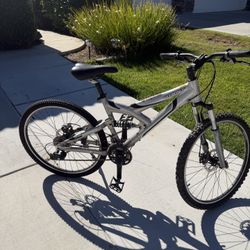 Giant warm DS2 Bike