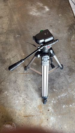 Walnex VT-865 tripod