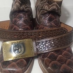 Botas 10.5 y cinto por $50