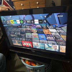 I Have A Flatscreen Tv For Sale Good Condition, 37 Inch 70