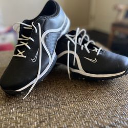 Nike Women’s Tac Golf Shoes Size 11