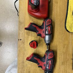 Milwaukee Impact & Drill 