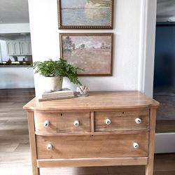 Vintage/antique Dresser Or Chest Of Drawers