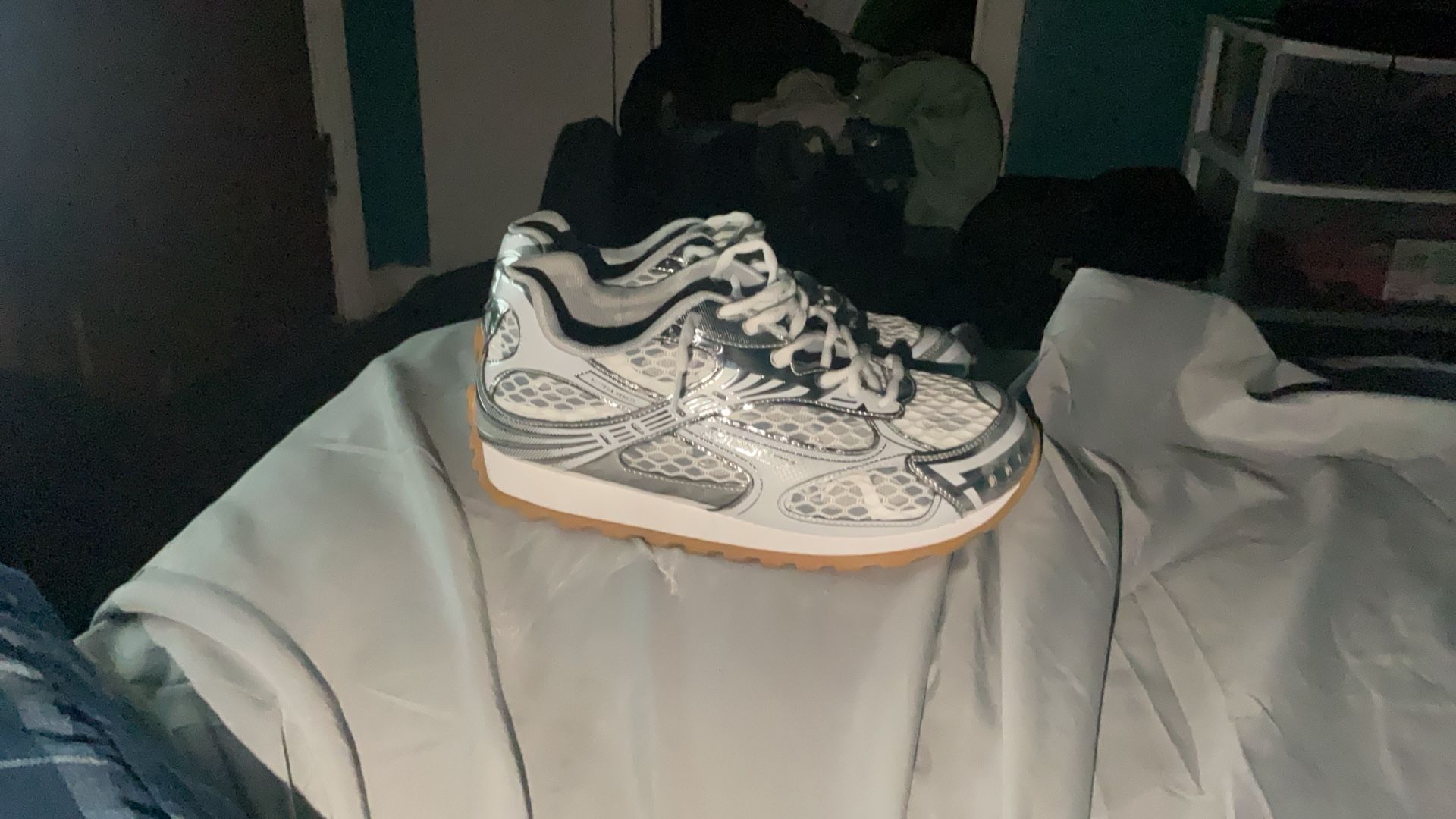 Size 44 Grey Bottegas