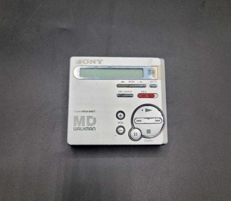 Sony MZ-R70 Walkman Portable MD MiniDisc Recorder  (for parts or repair)
