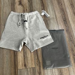 essential shorts