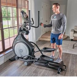 NEW IN BOX ELLYPTICAL TREADMILL 