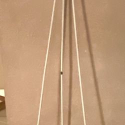 White Metal Easel