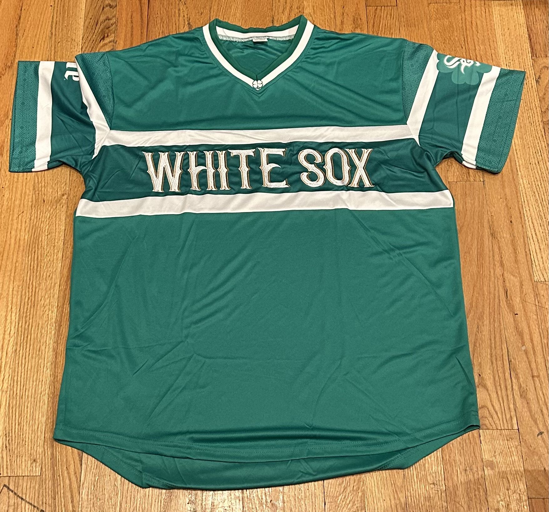 Chicago White Sox Green Irish Jersey for Sale in Chicago, IL - OfferUp