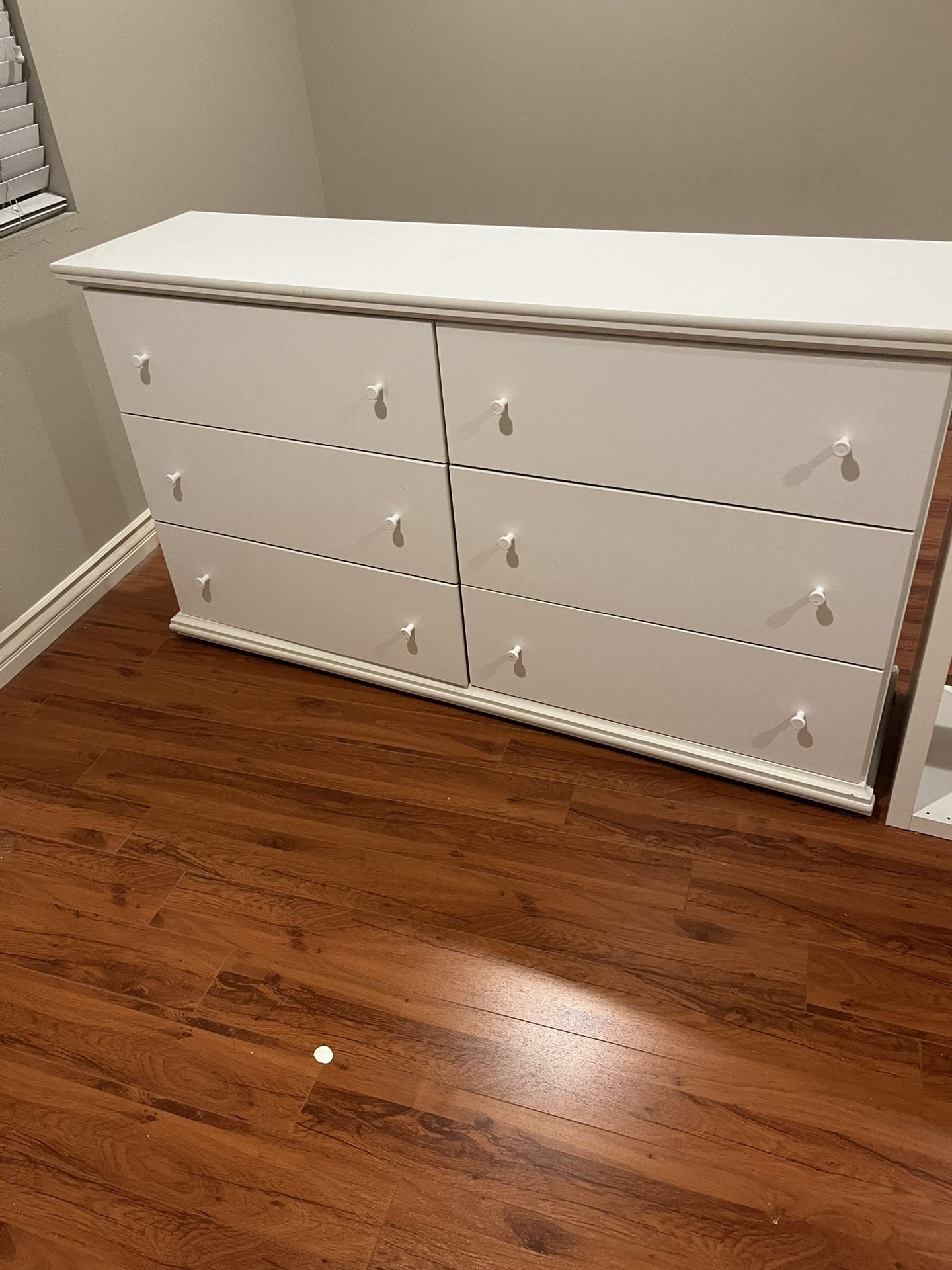 Ashley Furniture White DRESSER B139-31