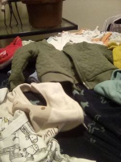Adorable  little boys clothes0-9months in very good condition like new