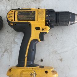 Dewalt DC720 1/2” Drill