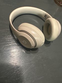 Beats Studio Pro
