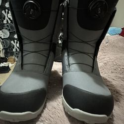 Women’s Nidecker Sierra 9.5