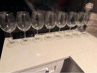 Wine glasses/cups