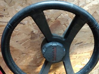 Chevrolet truck suburban 4 spoke steering wheel