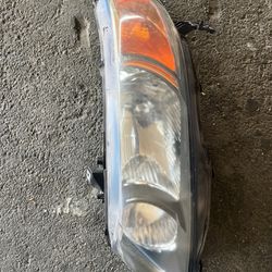 Honda Civic Left Headlight Assembly