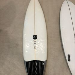Chemistry 5’10 Round Tail Surfboard