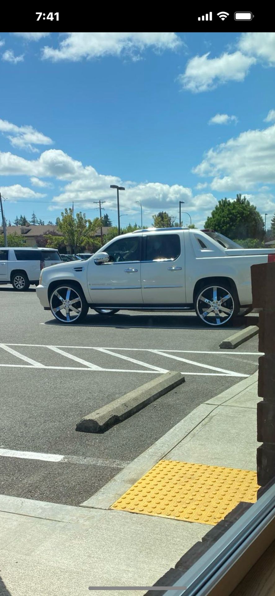 28 Inch Wheels SUPER CLEAN