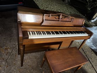 1970 Wurlitzer Piano