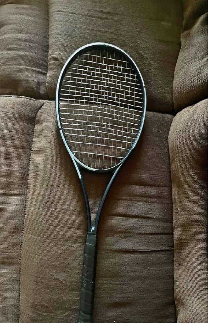 dark development Be Unstoppable with Professional Tennis Racquets!