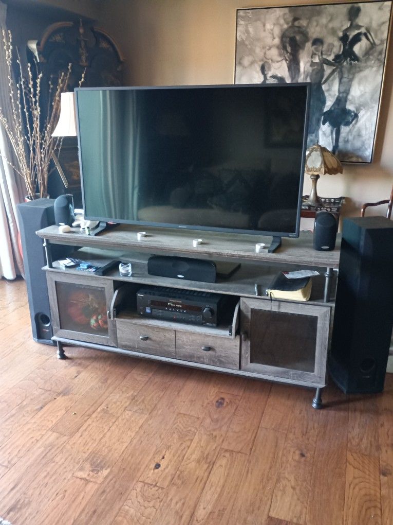 TV Stand