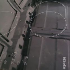 MIELE  30"  Induction Cooktop