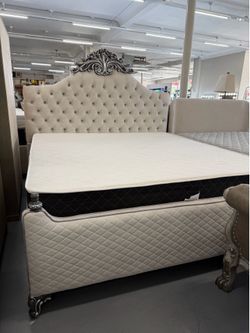 Beige Tuft Headboard and Silver Detailing 🔥King Bed 👑SAME DAY DELIVERY