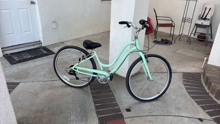 Cyan bike
