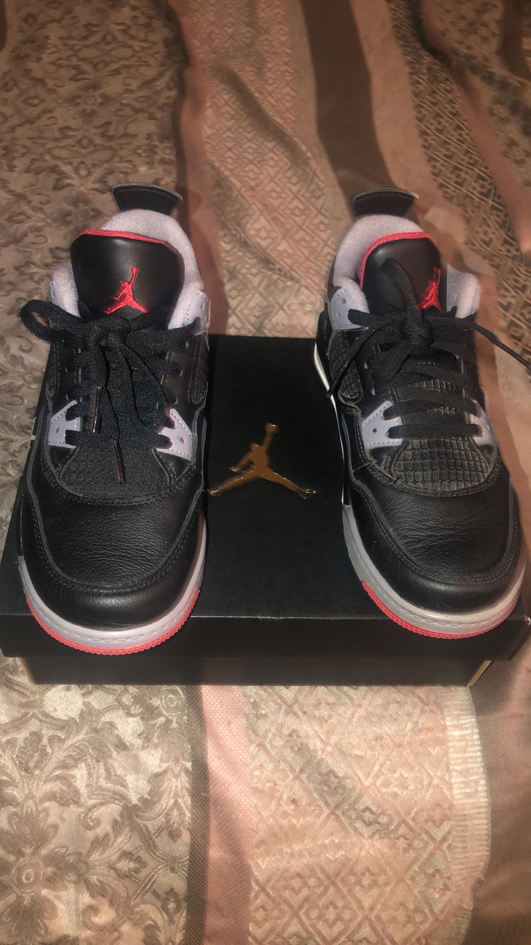 Retro Jordan 4s