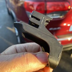 2012-19 Jeep Grand Cherokee Rear Tail Light Mount Bracket. 