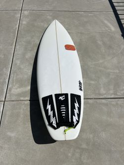 Surfboard Sauritch 5’5” 20-1/8 2-3/8 