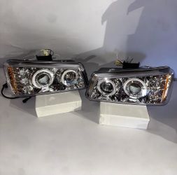 03-06 Chevy Silverado Chevy Avalanche Spec D Halo Projector LED Headlights