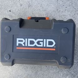 Ridgid 2.4 Amp Corded 1/4 Sheet Sander with AIRGUARD