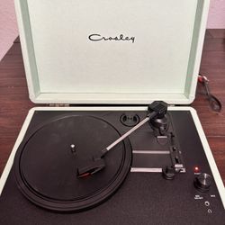 Near New Crosley Record Player CR8005U-M1 with Power, Audio Cables & 5 Excellent Vinyl Records