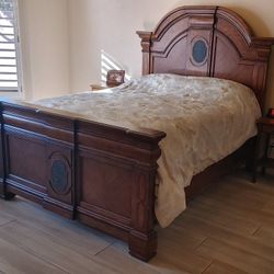 Queen Bed Frame- Nice!