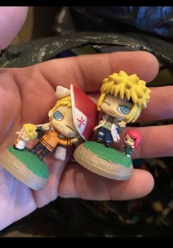 Naruto figures