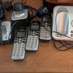 VTech Set of 3 Cordless Phones